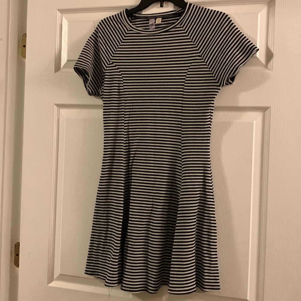 Cute dress with thick fabric